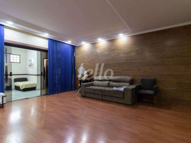 Casa com 4 quartos à venda na Rua Ilhota, 49, Vila Carrão, São Paulo, 269 m2 por R$ 860.000