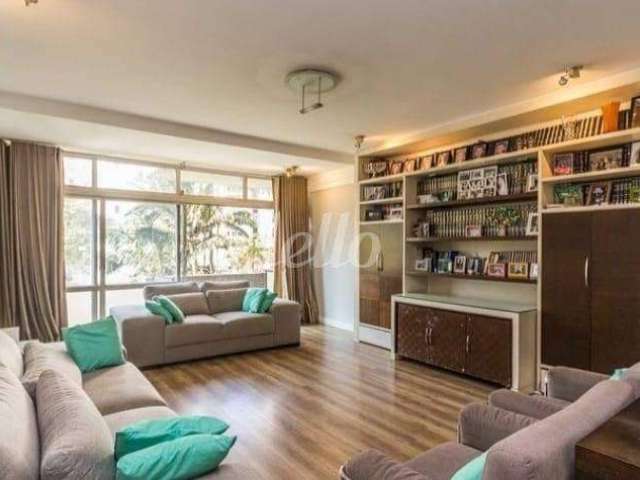 Apartamento com 3 quartos à venda na Alameda Lorena, 1057, Jardins, São Paulo, 191 m2 por R$ 4.000.000