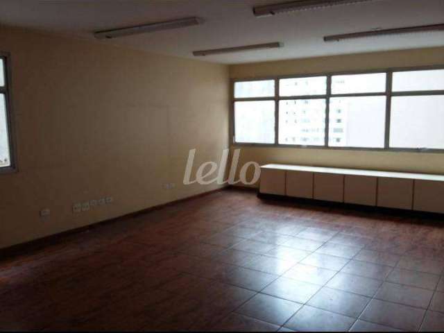 Sala comercial com 1 sala à venda na Av. Brigadeiro Luís Antônio, 2466, Jardins, São Paulo, 42 m2 por R$ 383.000