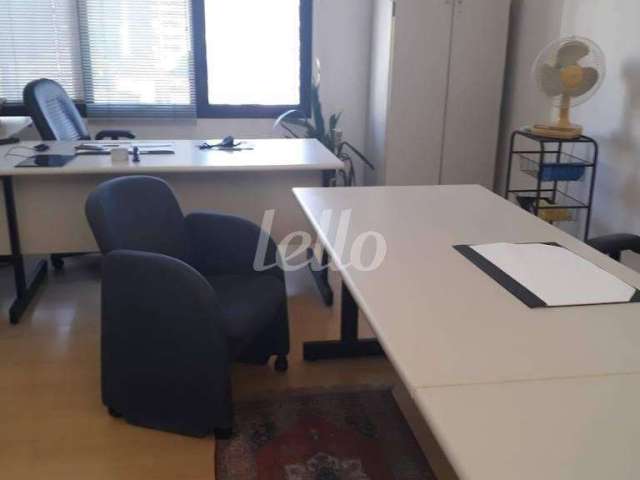 Sala comercial com 1 sala à venda na Rua Clodomiro Amazonas, 1099, Itaim Bibi, São Paulo, 40 m2 por R$ 460.000