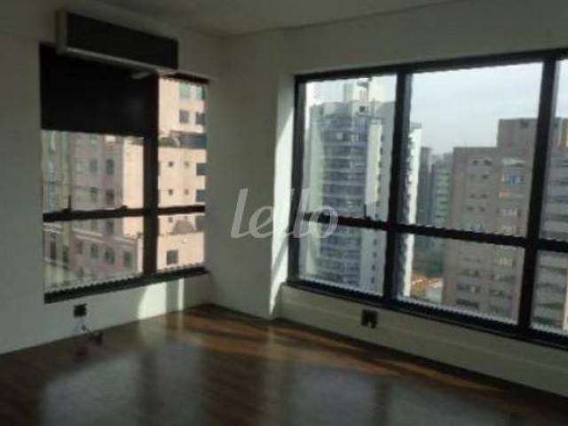 Sala comercial com 1 sala à venda na Rua Comendador Miguel Calfat, 59, Itaim Bibi, São Paulo, 50 m2 por R$ 550.000