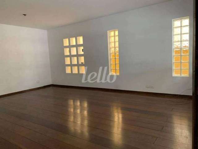 Casa com 3 quartos à venda na Rua Emboabas, 559, Brooklin, São Paulo, 138 m2 por R$ 940.000