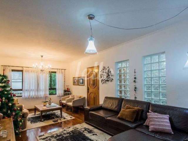 Casa com 3 quartos à venda na Rua Itamiami, 74, Vila Mariana, São Paulo, 200 m2 por R$ 1.700.000