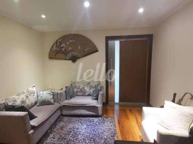 Casa com 3 quartos à venda na Rua Carneiro Leão, 293, Vila Scarpelli, Santo André, 240 m2 por R$ 1.175.000