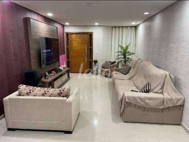 Casa com 3 quartos à venda na Rua Tiradentes, 166, Vila Dora, Santo André, 250 m2 por R$ 990.000