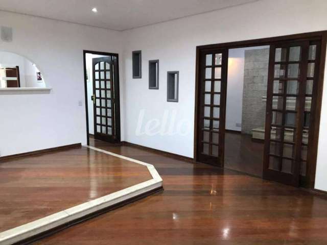 Casa com 3 quartos à venda na Rua Bertolino da Cunha, 25, Osvaldo Cruz, São Caetano do Sul, 234 m2 por R$ 1.200.000