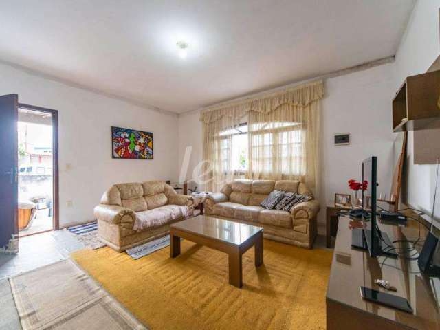 Casa com 3 quartos à venda na Rua Dom Pedro Fernandes Sardinha, 12, Vila Sacadura Cabral, Santo André, 227 m2 por R$ 700.000