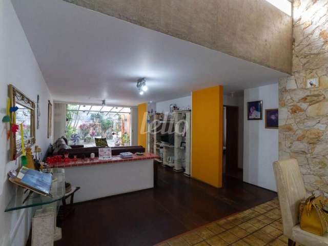 Casa com 3 quartos à venda na Rua Genova, 420, Tucuruvi, São Paulo, 207 m2 por R$ 1.000.000