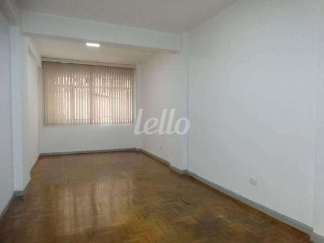 Sala comercial com 3 salas à venda na Rua Álvaro de Carvalho, 118, Centro, São Paulo, 76 m2 por R$ 300.000