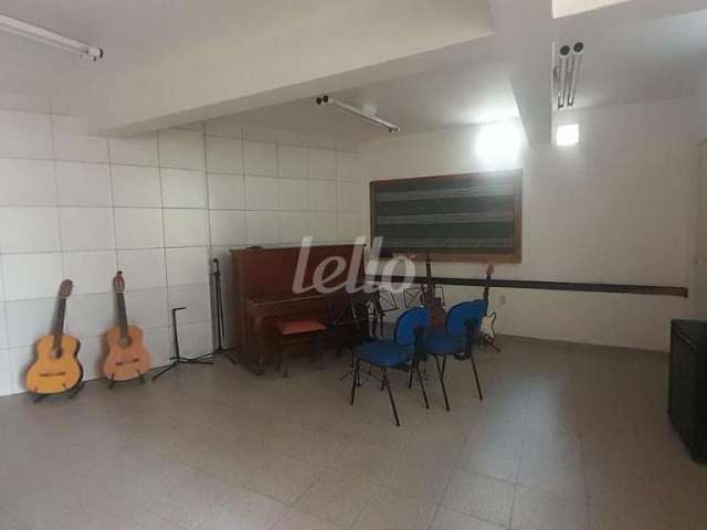 Casa comercial com 7 salas à venda na Rua Coelho Barradas, 98, Vila Prudente, São Paulo, 181 m2 por R$ 1.100.000