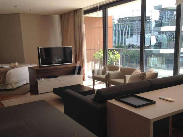 Apartamento com 1 quarto para alugar na Rua Elvira Ferraz, --, Vila Olímpia, São Paulo, 66 m2 por R$ 9.570