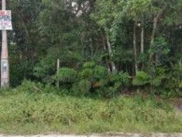 Terreno no bairro Jardim Marambá 2, em Itanhaém - sendo lado serra, em rua de terra.