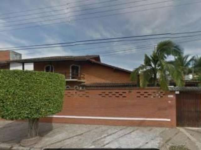 Casa à venda localizada no bairro Jardim Márcia, em Peruíbe ** Aceita financiamento bancário!