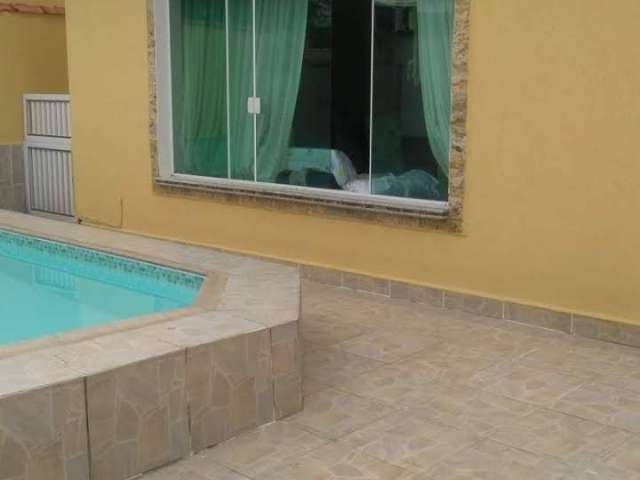 CASA COM PISCINA EM PRAIA GRANDE /SP. 300 metros da praia