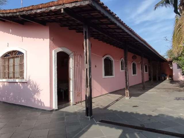 Casa lote inteiro á venda em itanhaém - 1000 metros do mar