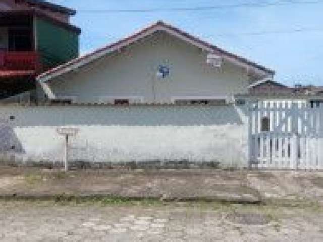 Excelente casa localizada no bairro Ivoty - em rua calçada