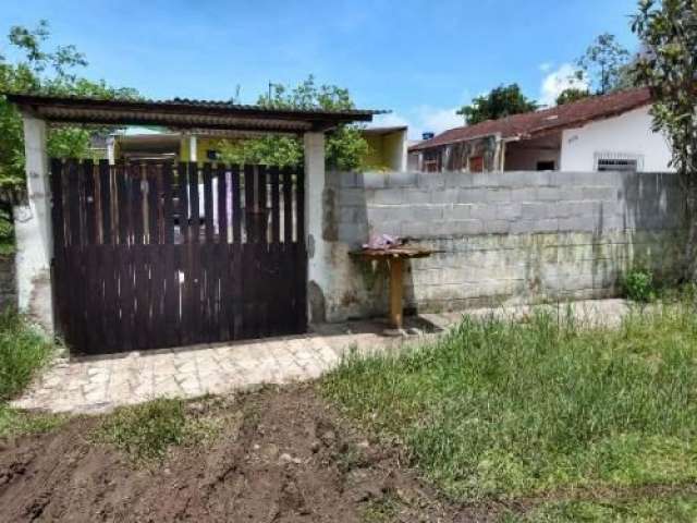 Excelente casa localizada no bairro Balneário Gaivota