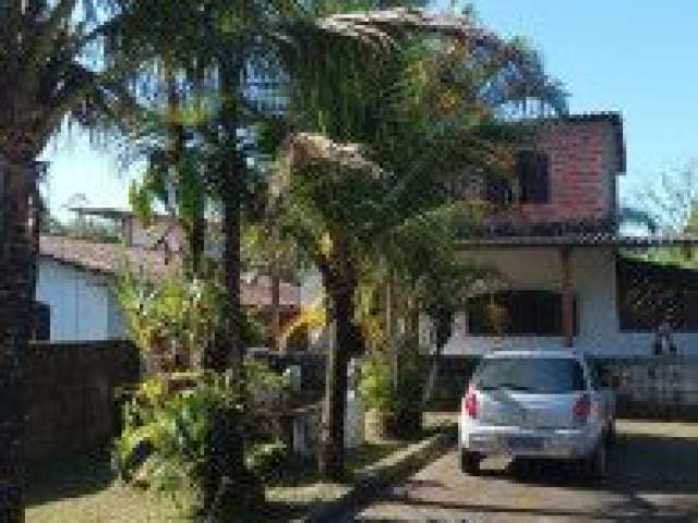 Excelente casa localizada no bairro Jardim Marambá 2, em Itanhaém.