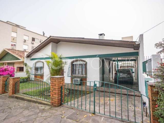 Casa com 3 quartos à venda na Rua Congo, 110, Vila Ipiranga, Porto Alegre, 187 m2 por R$ 1.100.000