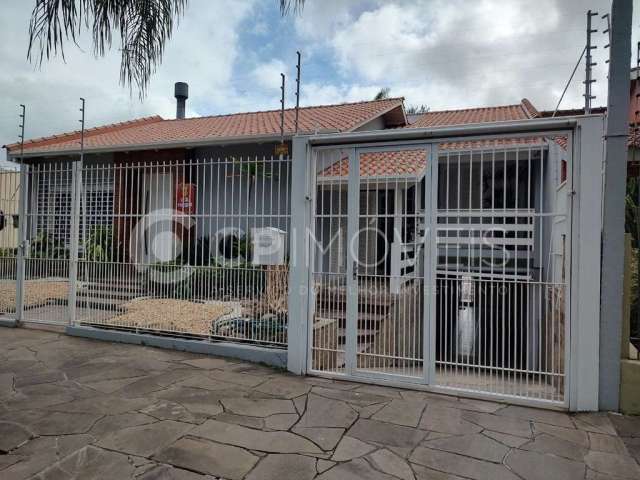 Casa com 3 quartos à venda na Rua Mali, 872, Vila Ipiranga, Porto Alegre, 317 m2 por R$ 1.299.000