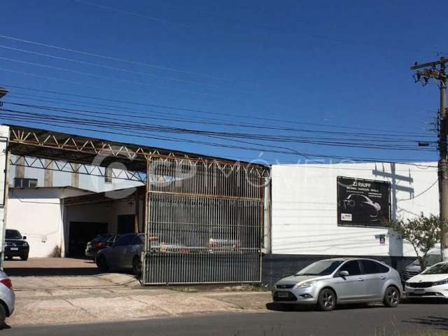 Barracão / Galpão / Depósito à venda na . Emilio Lucio Esteves, 521, Santa Maria Goretti, Porto Alegre, 250 m2 por R$ 500.000