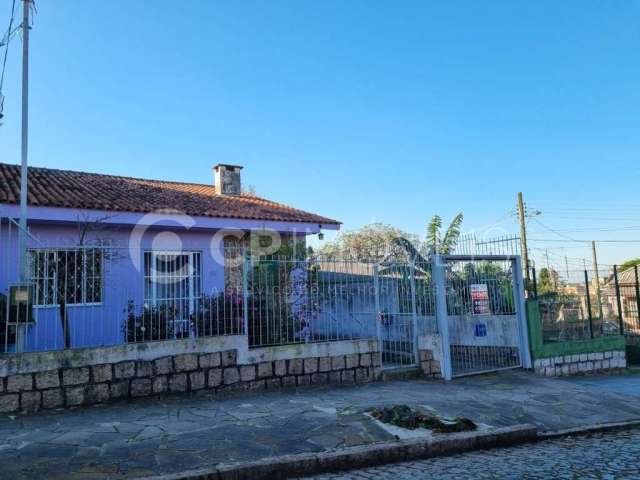 Casa com 3 quartos à venda na Rua Gaspar de Lemos, 56, Vila Ipiranga, Porto Alegre, 166 m2 por R$ 750.000