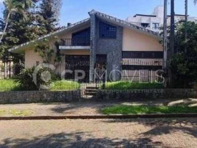 Casa com 4 quartos à venda na Avenida Montreal, 20, Jardim Lindóia, Porto Alegre, 570 m2 por R$ 2.400.000