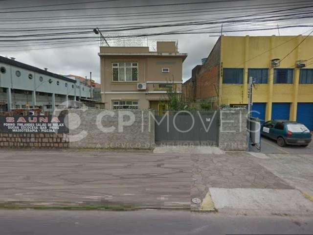 Casa à venda na Avenida Berlim, 168, São Geraldo, Porto Alegre, 443 m2 por R$ 780.000