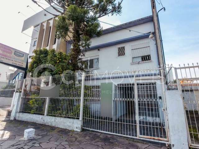 Casa com 4 quartos à venda na Rua Piauí, 391, Santa Maria Goretti, Porto Alegre, 240 m2 por R$ 690.000