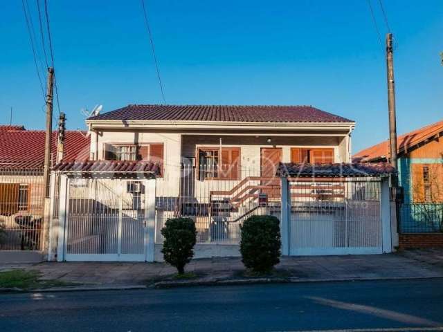 Ótima casa com quase 250 m² em excelente loalização!