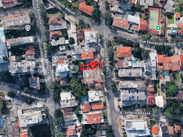 Terreno à venda na Rua Edmundo Bastian, 244, Cristo Redentor, Porto Alegre, 254 m2 por R$ 450.000