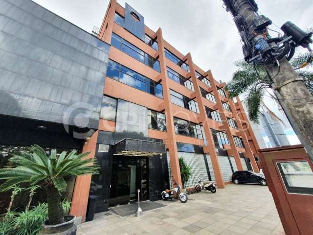 Sala comercial para alugar na Avenida Pernambuco, 1519, Navegantes, Porto Alegre, 187 m2 por R$ 8.365