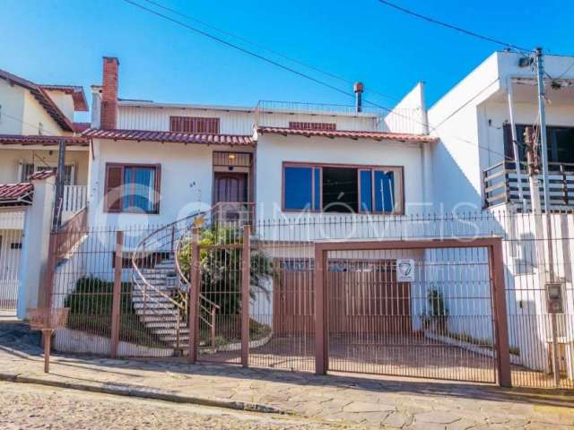 Casa sobrado de 4 dormitórios a venda em porto alegre