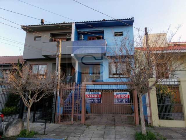 Casa com 3 quartos à venda na Doutor Galdino Nunes Vieira, 348, Jardim Planalto, Porto Alegre, 205 m2 por R$ 899.000