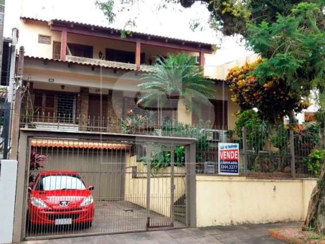 Casa com 5 quartos à venda na Rua Nove de Março, 393, Vila Ipiranga, Porto Alegre, 287 m2 por R$ 895.000