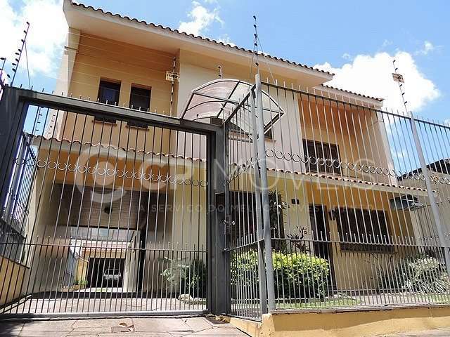 Casa com 4 quartos à venda na Rua Bispo Sardinha, 188, Vila Ipiranga, Porto Alegre, 324 m2 por R$ 1.350.000