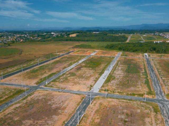 Terreno barato em Criciuma, Financia Minha Casa Minha Vida.