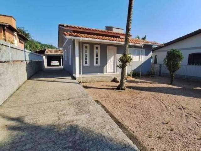 Casa para Venda em Criciúma, Rio Maina, 3 dormitórios, 1 banheiro, 2 vagas