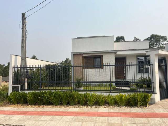 Casa para Venda em Criciúma, Santo Antônio, 3 dormitórios, 2 suítes, 4 banheiros, 3 vagas