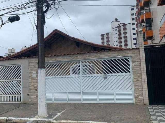 Casa de 3 dormitórios à venda na tupi