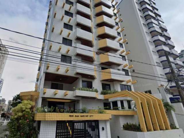 Apartamento de 2 dormitórios na Guilhermina a apenas 200 metros da praia em Praia Grande SP.