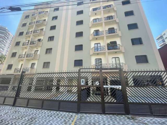 Apartamento de 1 dormitório a 150 metros do mar em Praia Grande SP