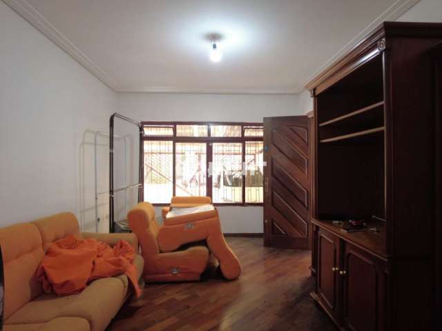 Casa com 3 quartos à venda na Vila Scarpelli, Santo André  por R$ 720.000