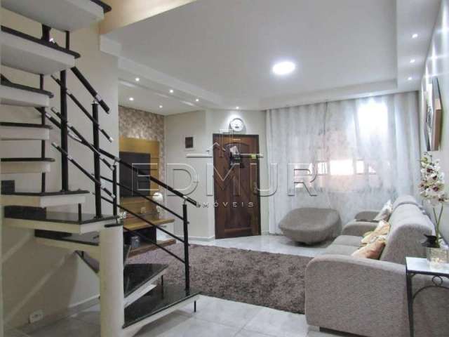 Casa com 3 quartos para alugar no Parque Oratório, Santo André  por R$ 4.400