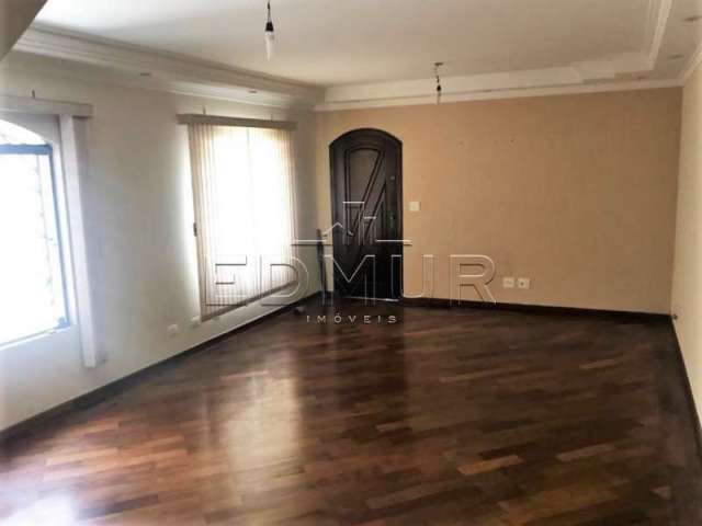 Casa com 3 quartos à venda na Vila Camilópolis, Santo André  por R$ 700.000