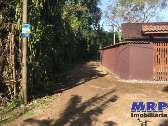 Terreno á venda em Ubatuba, bairro Sertão da Quina. Bairro residencial.