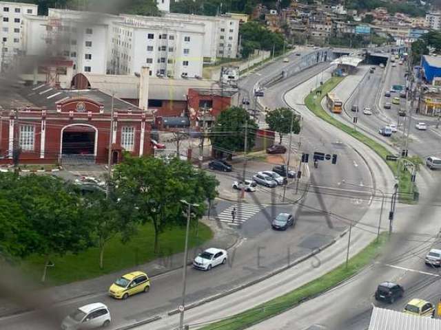 Apartamento com 3 quartos à venda na Rua Agostinho Barbalho, Madureira, Rio de Janeiro por R$ 235.000