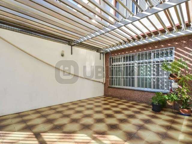 Casa com 2 quartos à venda na Rua Divinópolis, 475, Vila Brasilina, São Paulo, 112 m2 por R$ 470.000