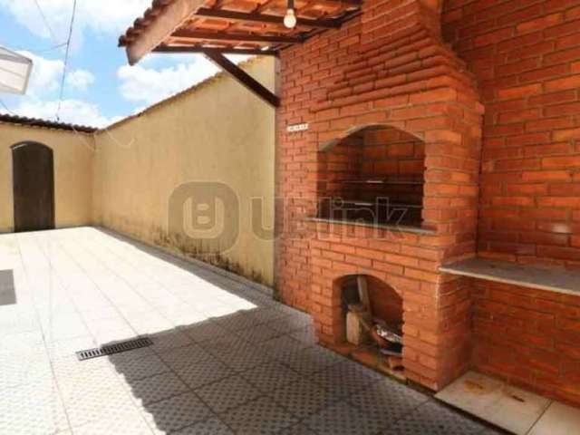 Casa com 3 quartos à venda na Rua Luiz Antônio de Oliveira Alves, 369, Vila Nova Mazzei, São Paulo, 230 m2 por R$ 688.460