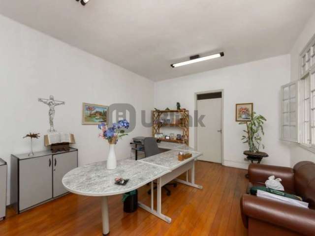 Casa com 4 quartos à venda na Rua Gama Cerqueira, 188, Cambuci, São Paulo, 317 m2 por R$ 900.000